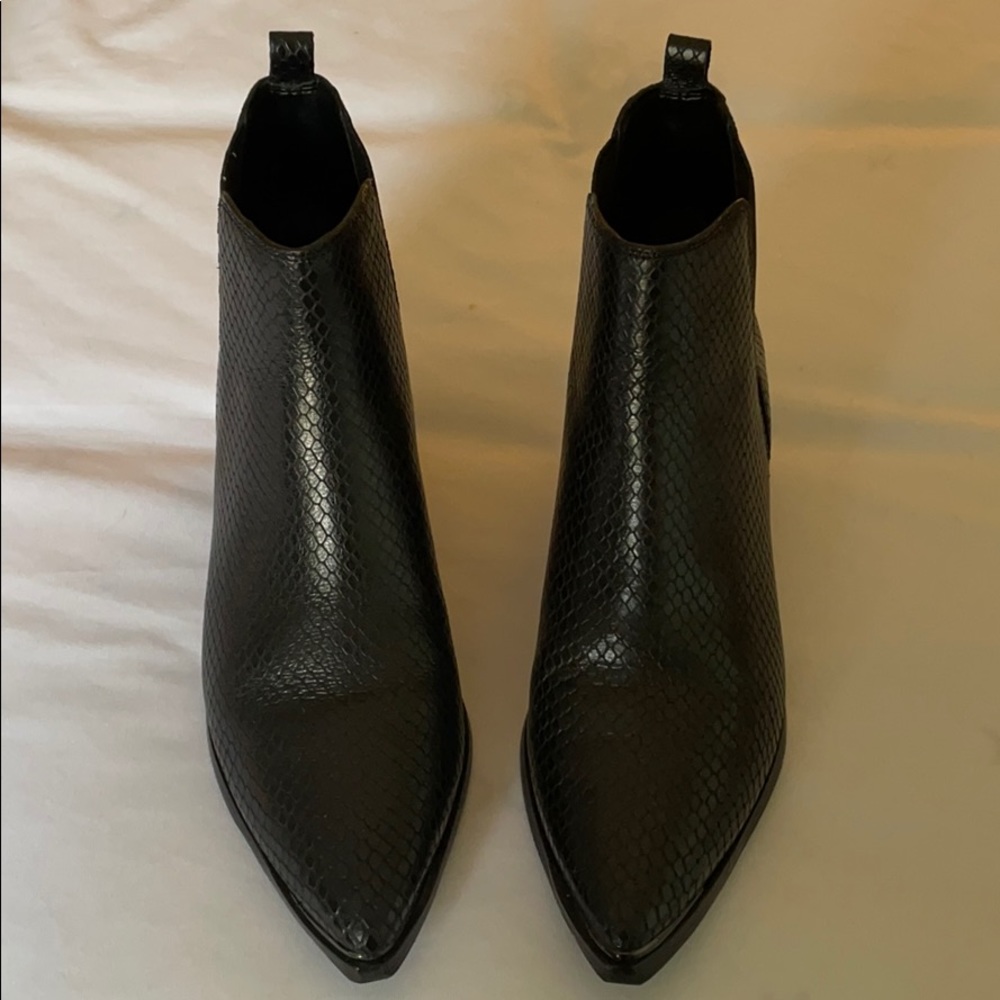 Marc Fisher LTD Yale black snake leather boot